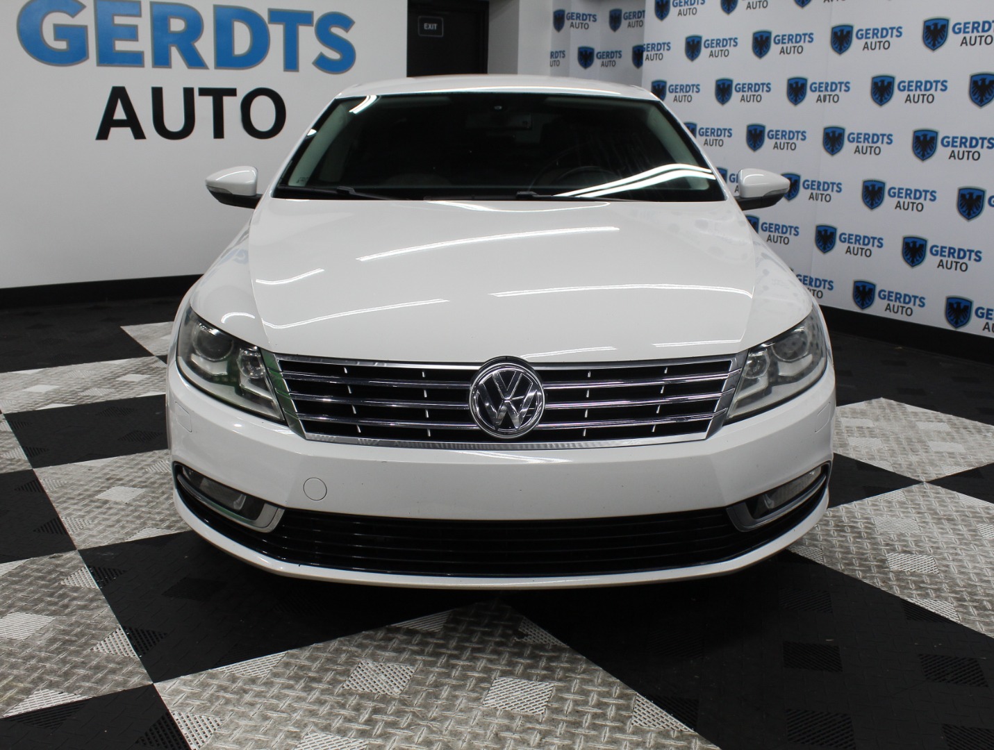 2013 Volkswagen CC R-Line - Photo 6