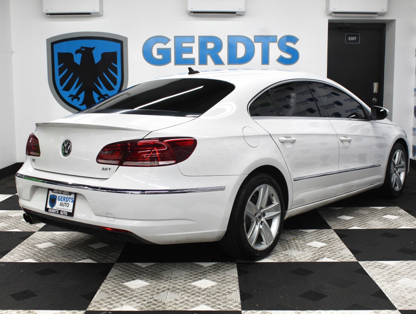 2013 Volkswagen CC R-Line - Photo 4