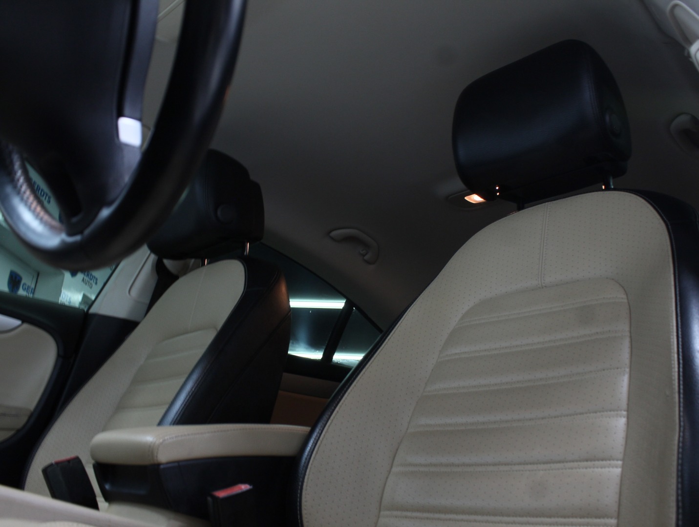 2013 Volkswagen CC R-Line - Photo 8