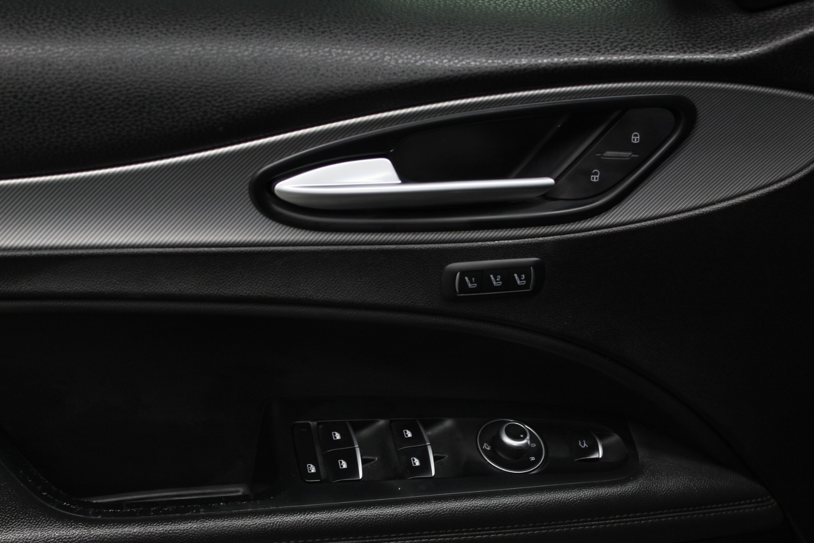 2018 Alfa Romeo Stelvio Ti Sport - Photo 15