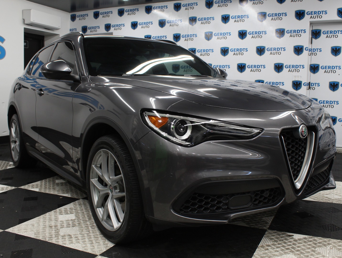2018 Alfa Romeo Stelvio Ti Sport - Photo 5