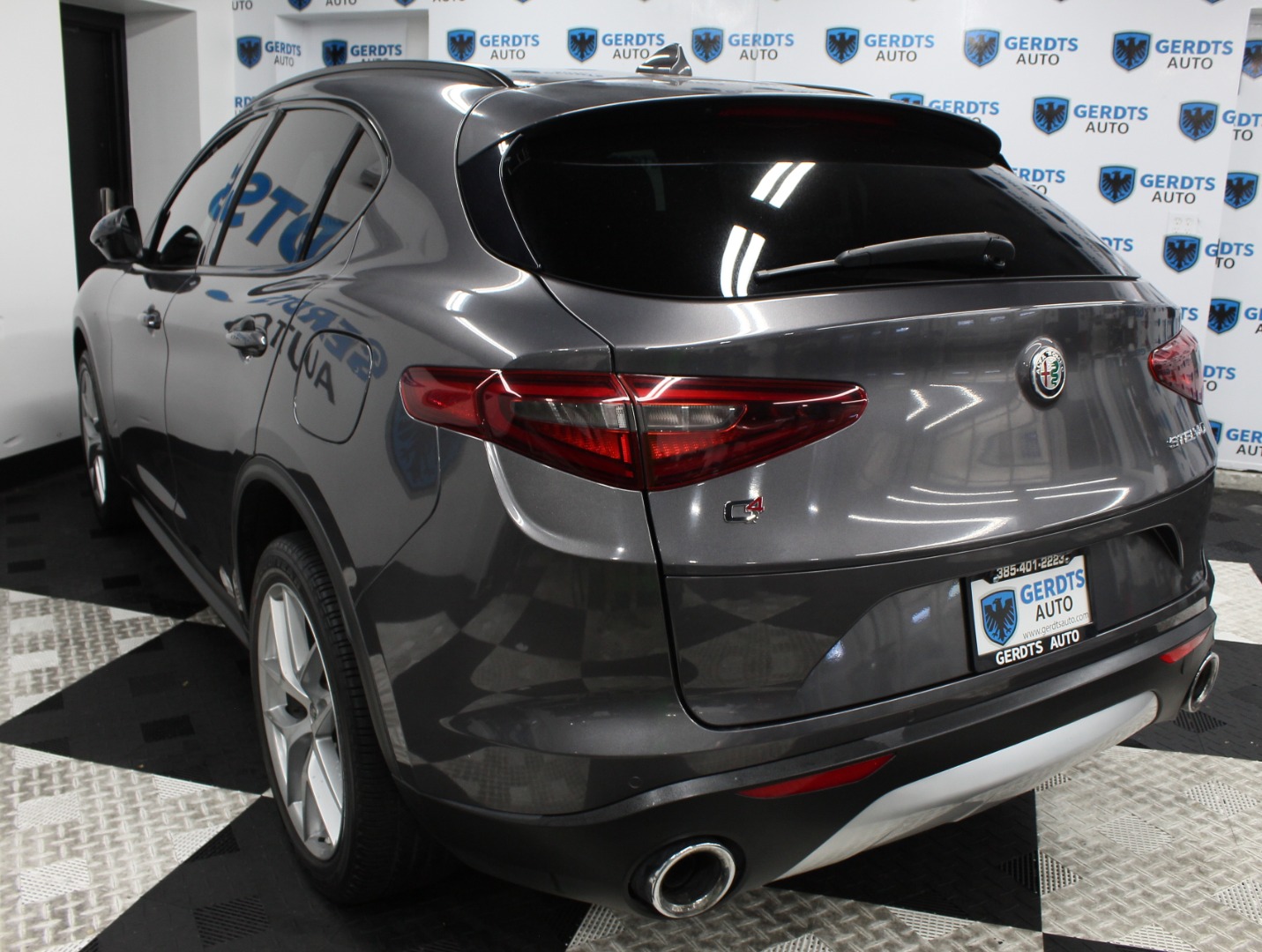 2018 Alfa Romeo Stelvio Ti Sport - Photo 2