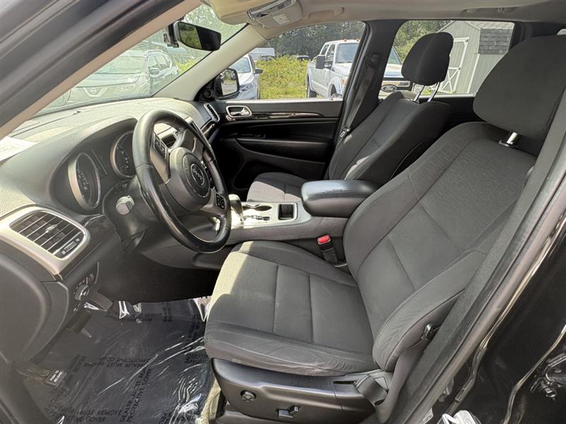2012 Jeep Grand Cherokee Laredo - Photo 10