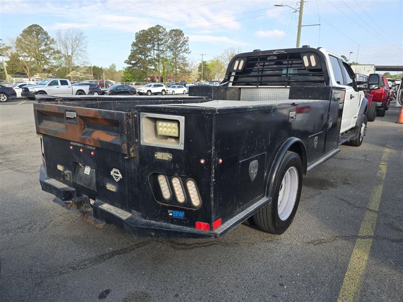 2021 Ford F-450 Super Duty Chassis Cab XL - Photo 4