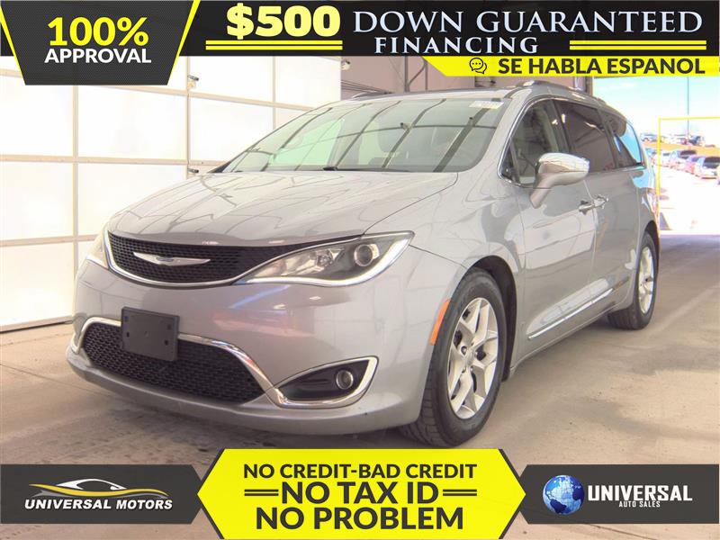 2020 Chrysler Pacifica Limited's photo