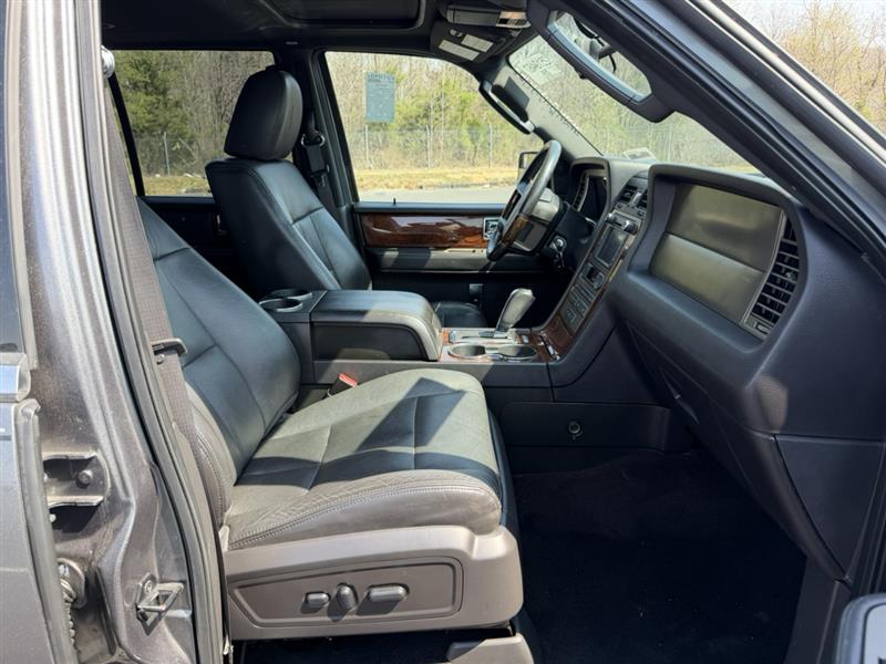 2013 Lincoln Navigator Base - Photo 16