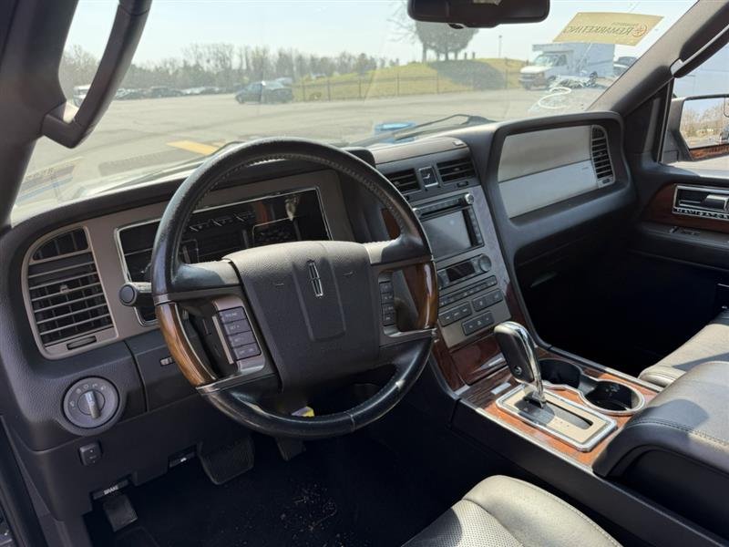 2013 Lincoln Navigator Base - Photo 10
