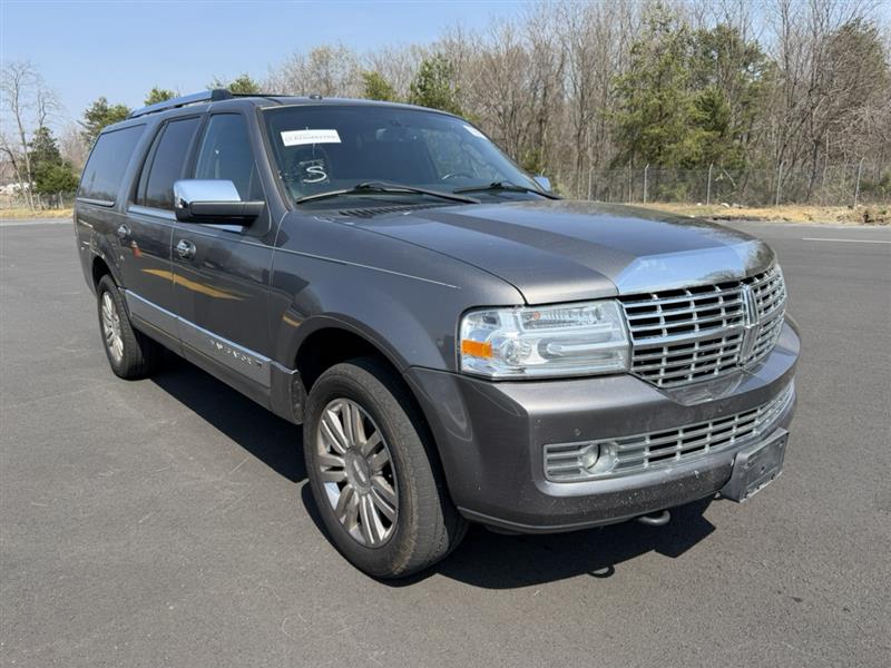 2013 Lincoln Navigator Base - Photo 3