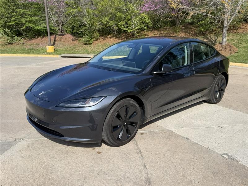 2025 Tesla Model 3 Long Range - Photo 2