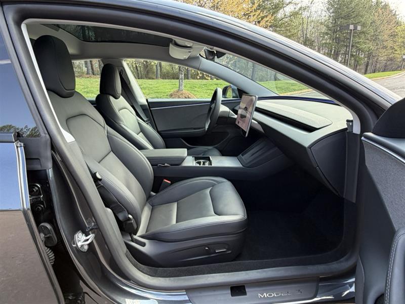 2025 Tesla Model 3 Long Range - Photo 24