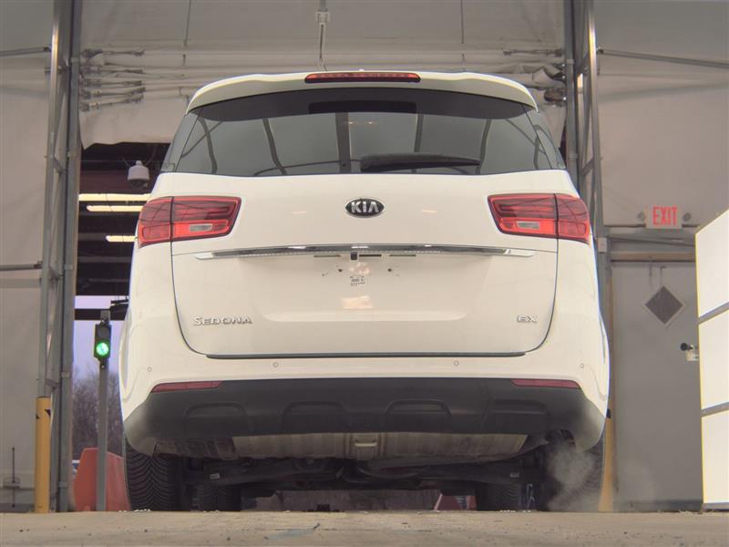 2020 Kia Sedona EX - Photo 7