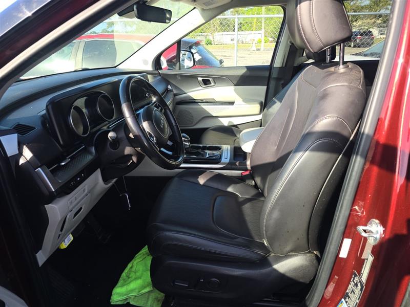 2022 Kia Carnival LX Seat Pkg - Photo 7