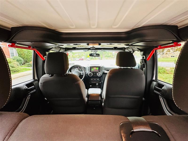 2018 Jeep Wrangler JK Unlimited Sahara - Photo 25