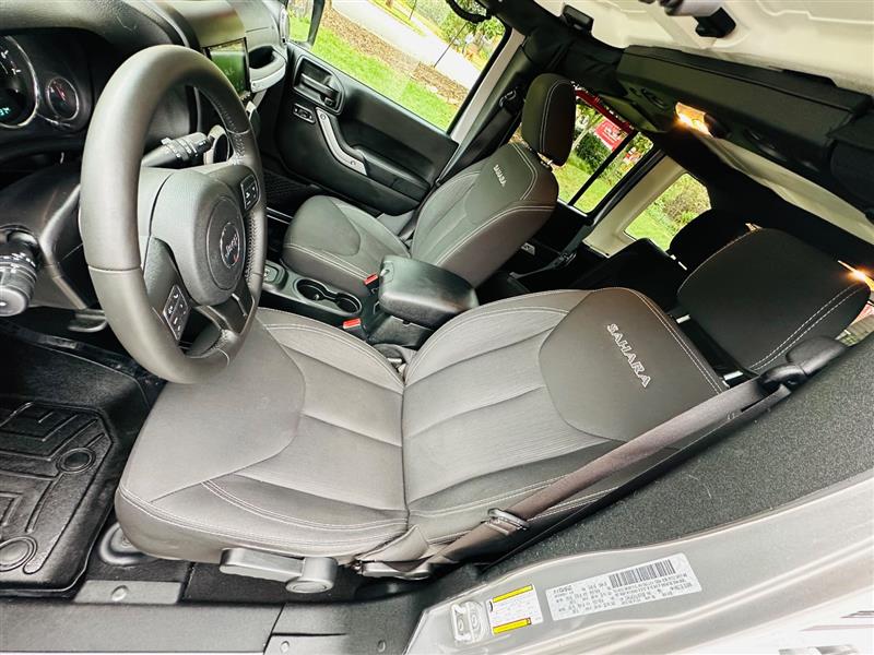 2018 Jeep Wrangler JK Unlimited Sahara - Photo 38
