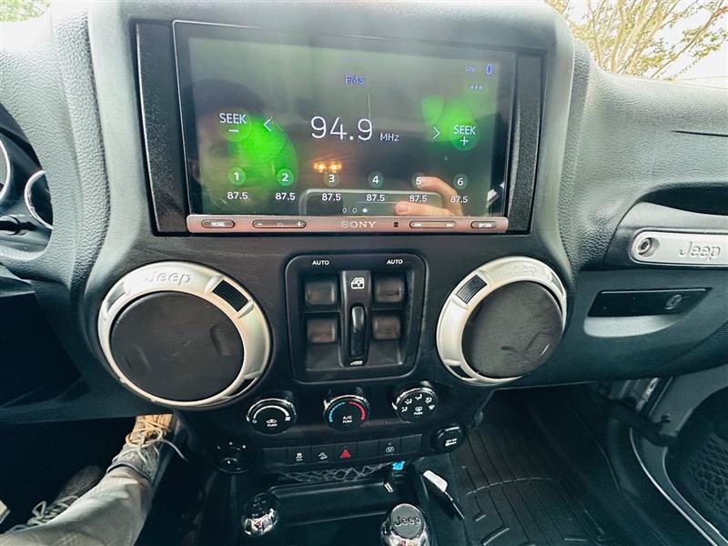 2018 Jeep Wrangler JK Unlimited Sahara - Photo 41
