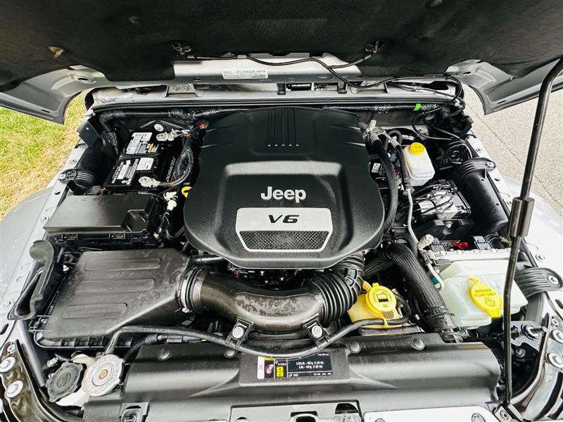 2018 Jeep Wrangler JK Unlimited Sahara - Photo 45