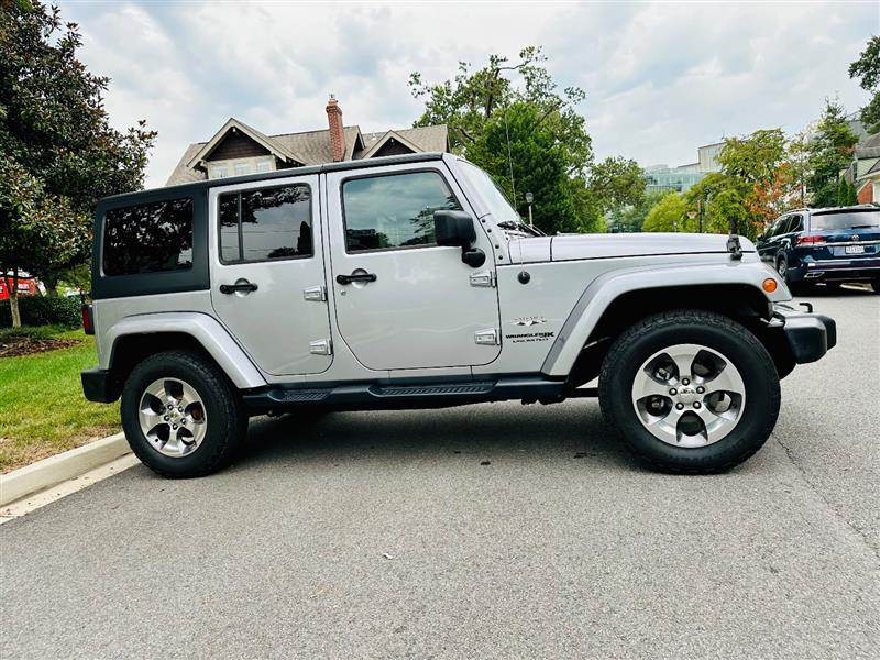 2018 Jeep Wrangler JK Unlimited Sahara - Photo 8