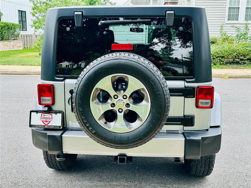 2018 Jeep Wrangler JK Unlimited Sahara - Photo 9