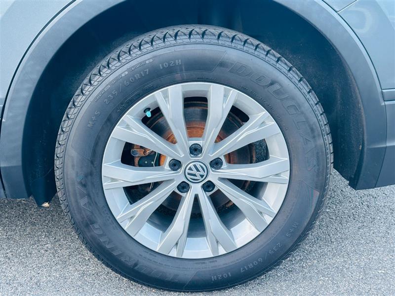 2018 Volkswagen Tiguan S - Photo 18