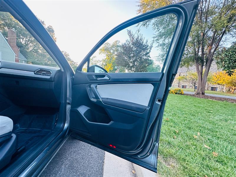 2018 Volkswagen Tiguan S - Photo 27
