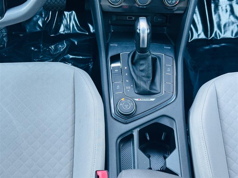 2018 Volkswagen Tiguan S - Photo 36