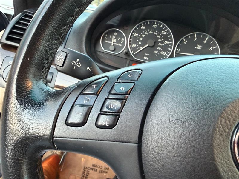 2004 BMW 3 Series 330 - Photo 22