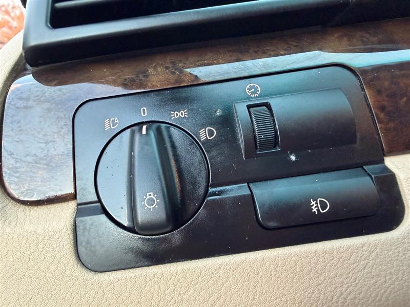 2004 BMW 3 Series 330 - Photo 24