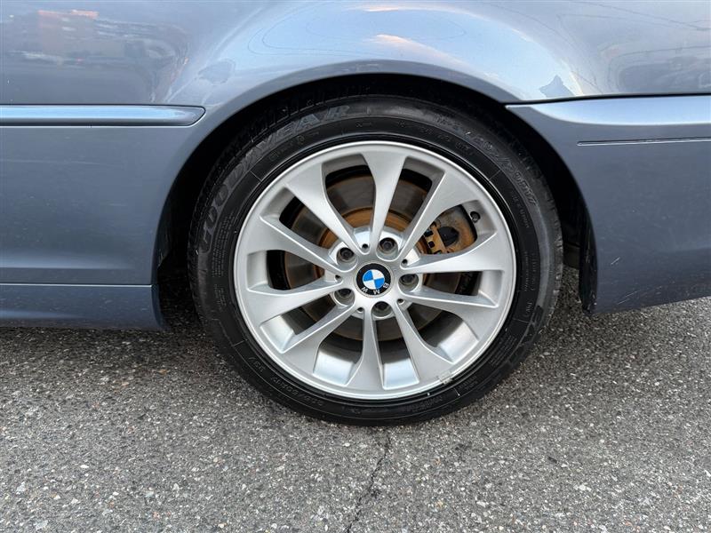 2004 BMW 3 Series 330 - Photo 11
