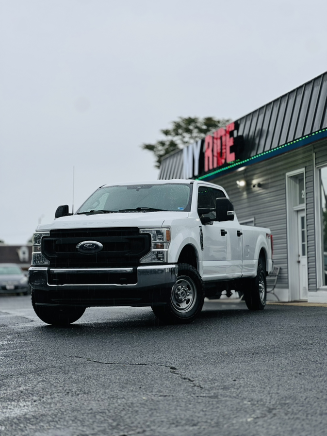 2022 Ford F-250 XL 4x4 Crew Cab 8' Box's photo