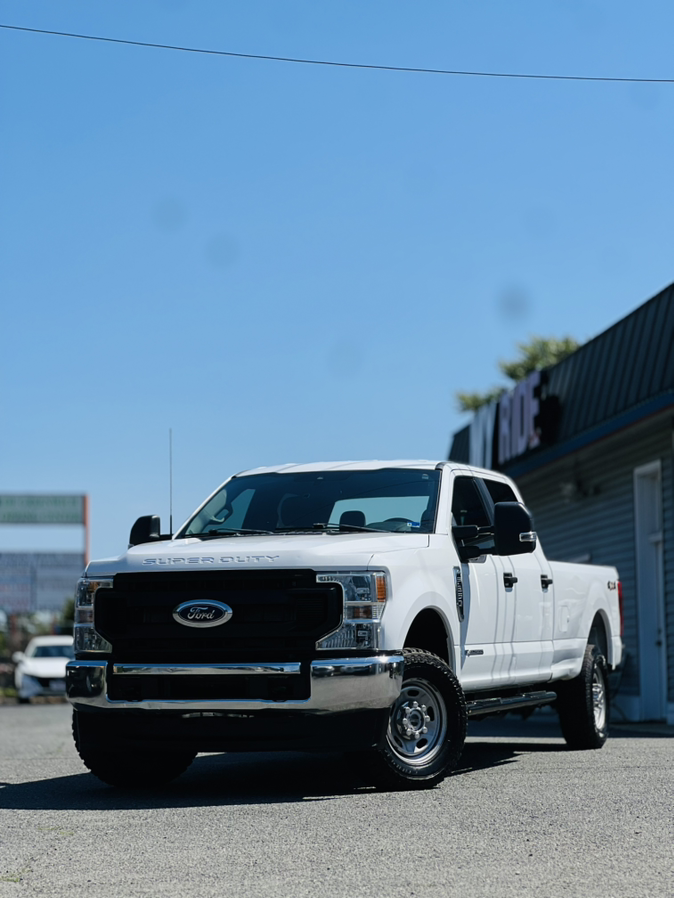 2022 Ford F-250 XL 4x4 Crew Cab 8' Box's photo