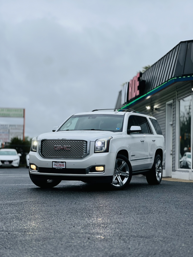 2016 GMC Yukon 4WD Denali's photo
