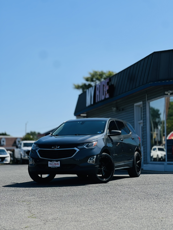 2019 Chevrolet Equinox AWD LS's photo
