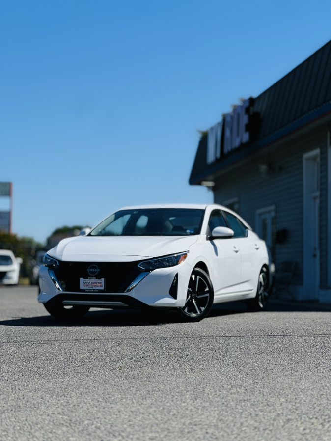 2025 Nissan Sentra SV CVT's photo