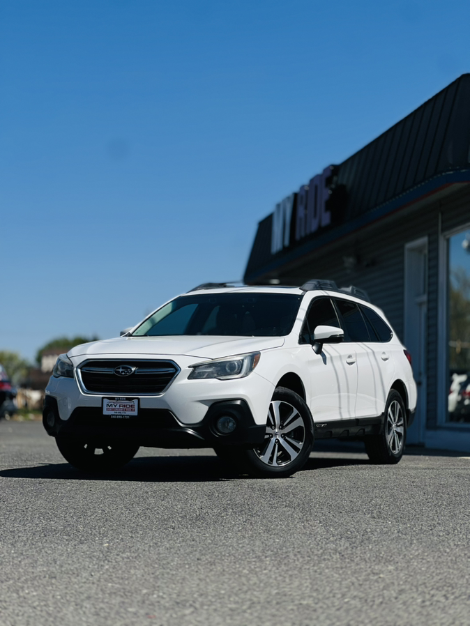 2018 Subaru Outback 2.5i Limited's photo