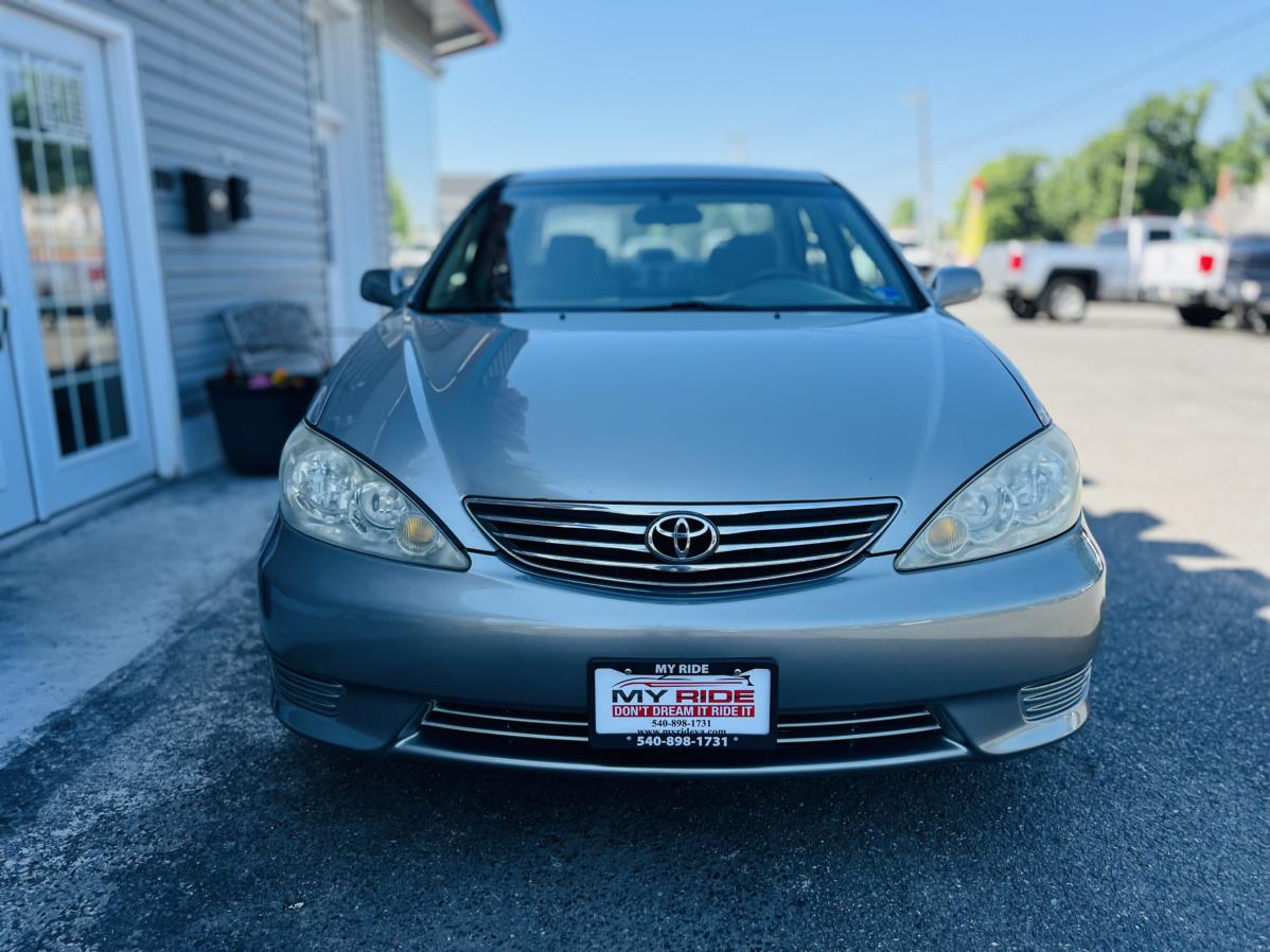 2006 Toyota Camry LE - Photo 4
