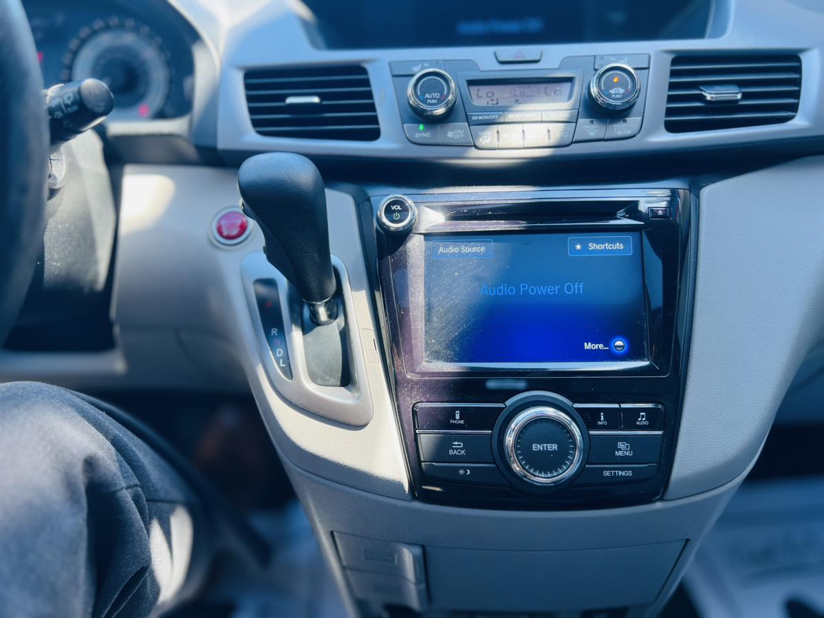 2014 Honda Odyssey EX-L - Photo 25