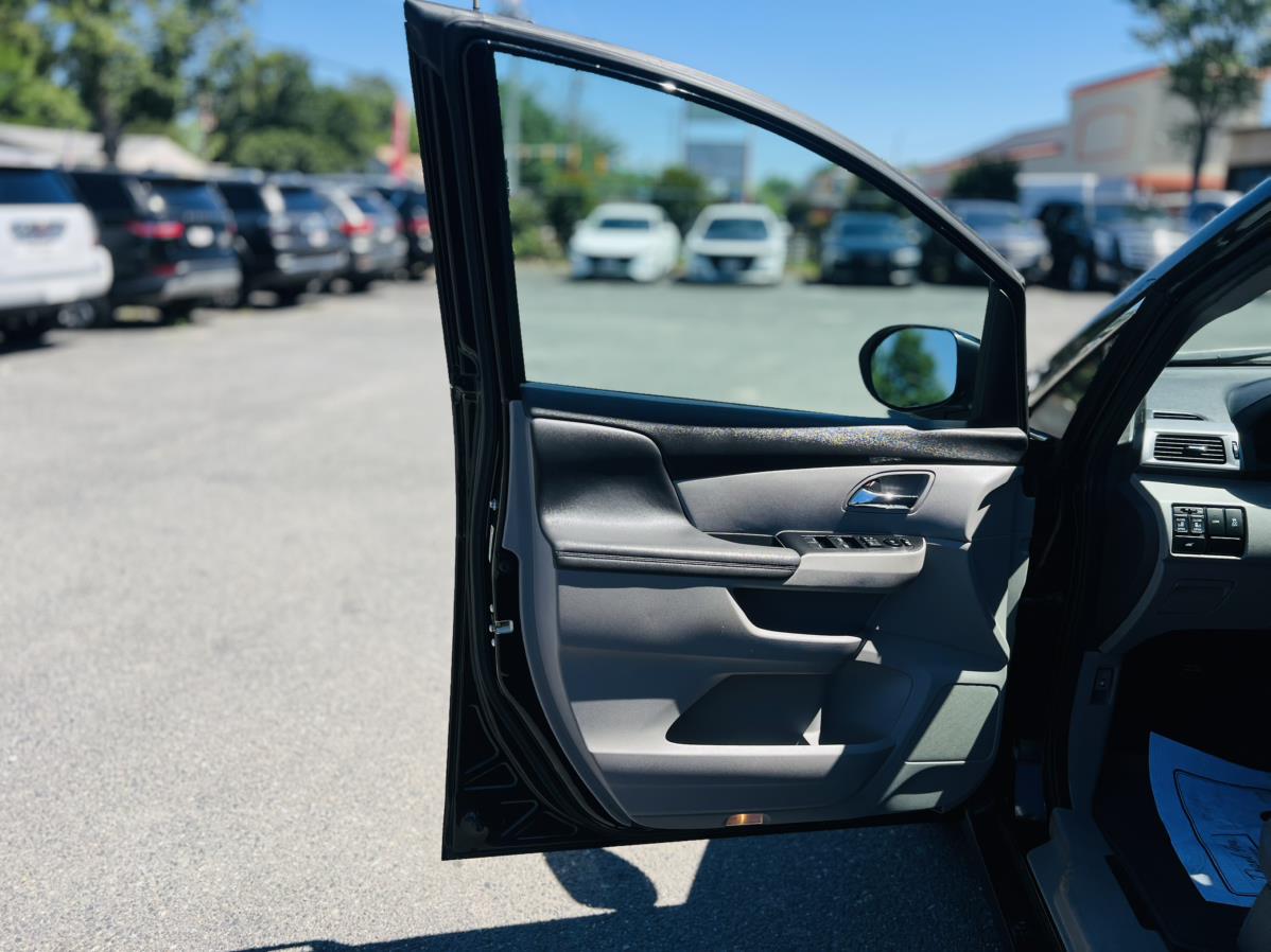 2014 Honda Odyssey EX-L - Photo 8