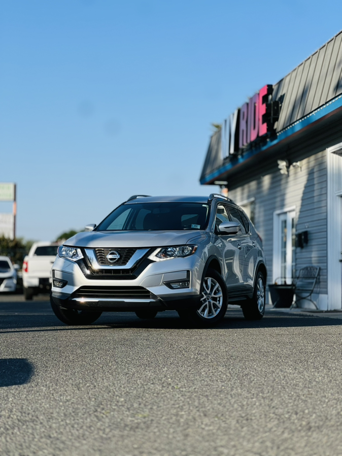 2017 Nissan Rogue SV AWD's photo