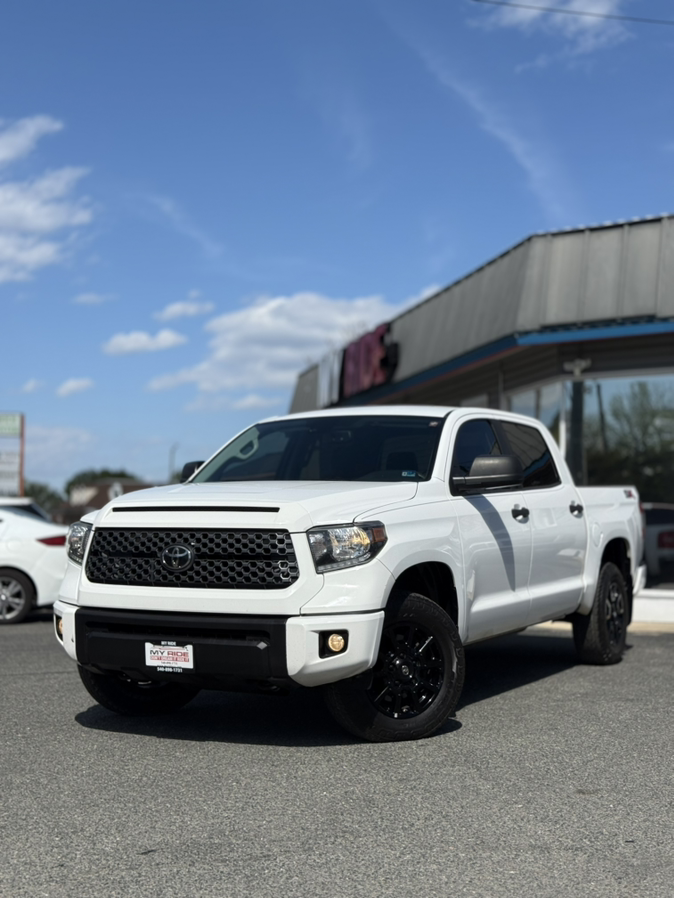 2021 Toyota Tundra SR5 - Photo 1