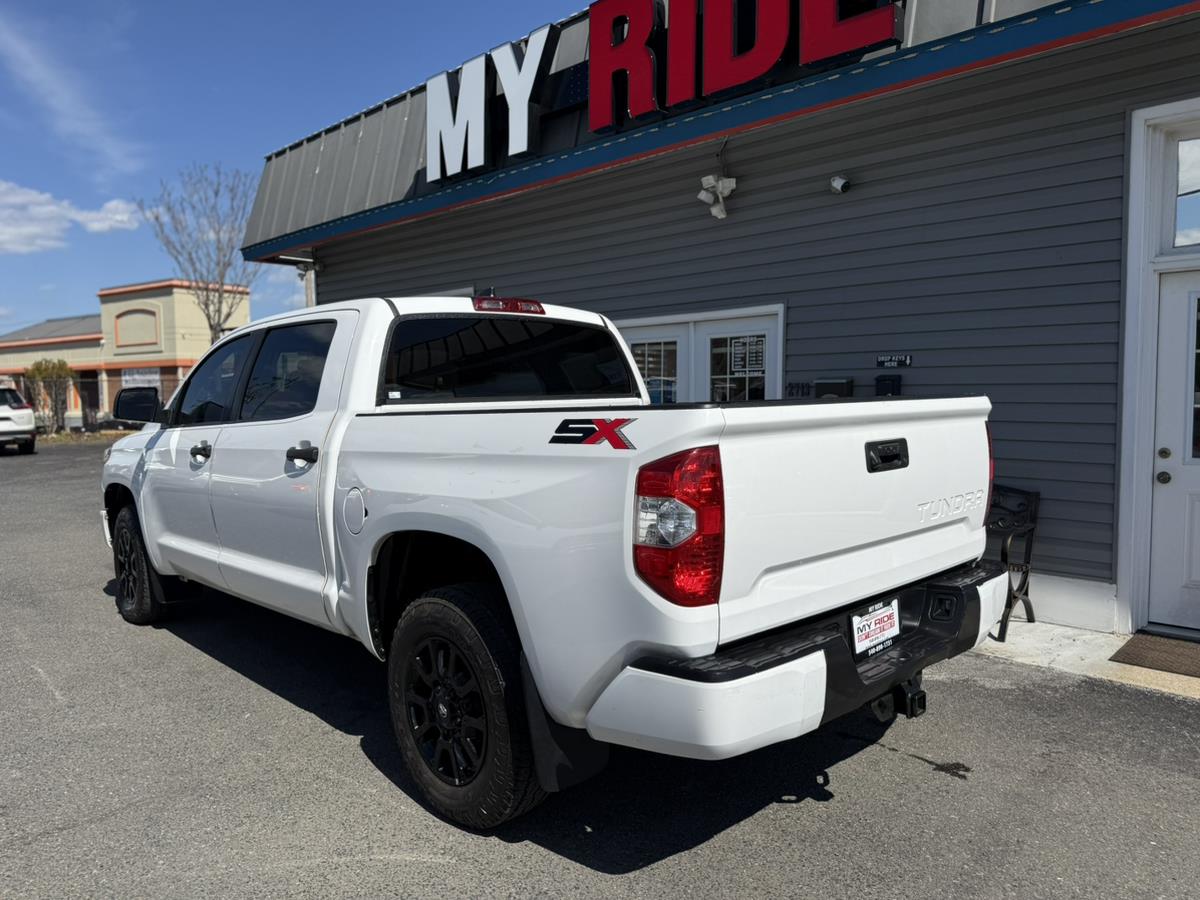 2021 Toyota Tundra SR5 - Photo 11