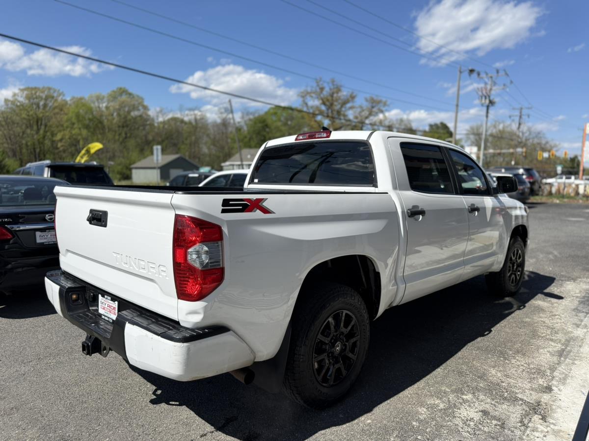 2021 Toyota Tundra SR5 - Photo 13
