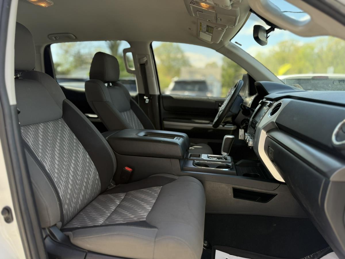 2021 Toyota Tundra SR5 - Photo 15