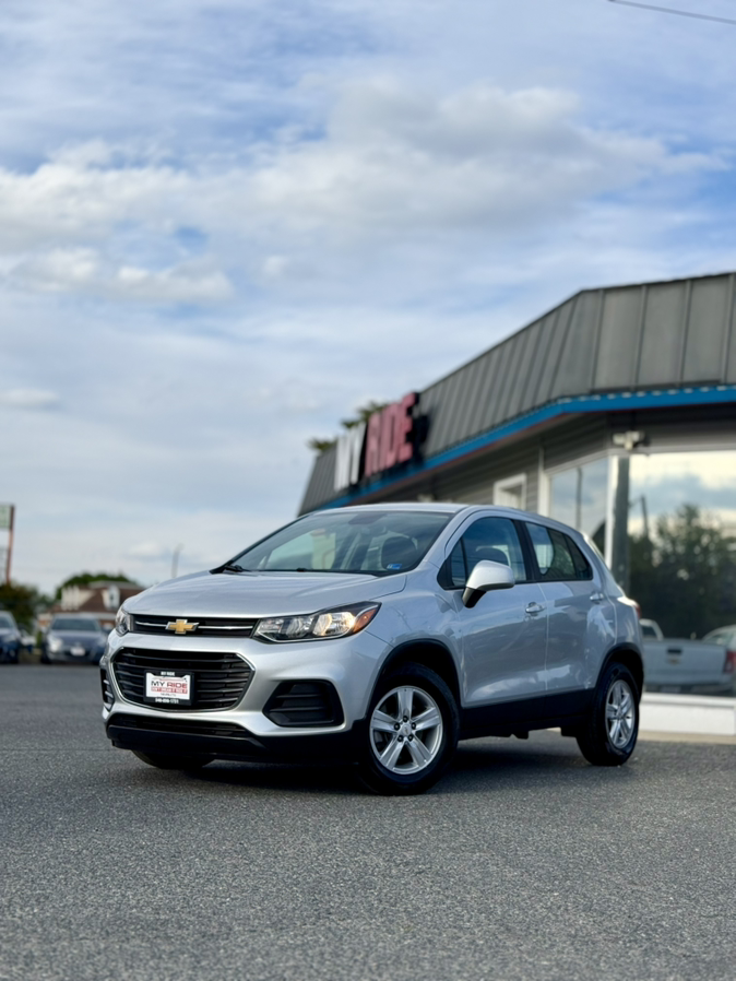 2020 Chevrolet Trax LS's photo
