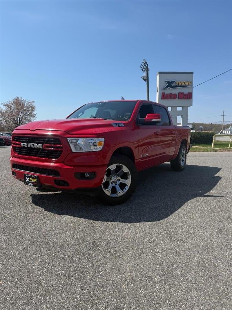 2020 RAM 1500 Big Horn/Lone Star 4x4 Crew Cab 5'7's photo