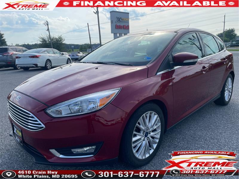 Ruby Red Metallic Tinted Clearcoat 2017 Ford Focus Titanium Hatchback Hatchback Front-Wheel Drive Automatic