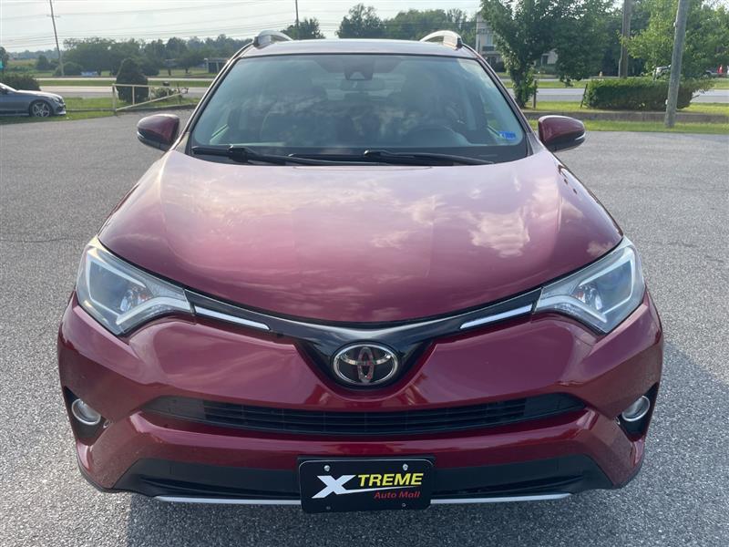 2018 Toyota RAV4 XLE - Photo 8