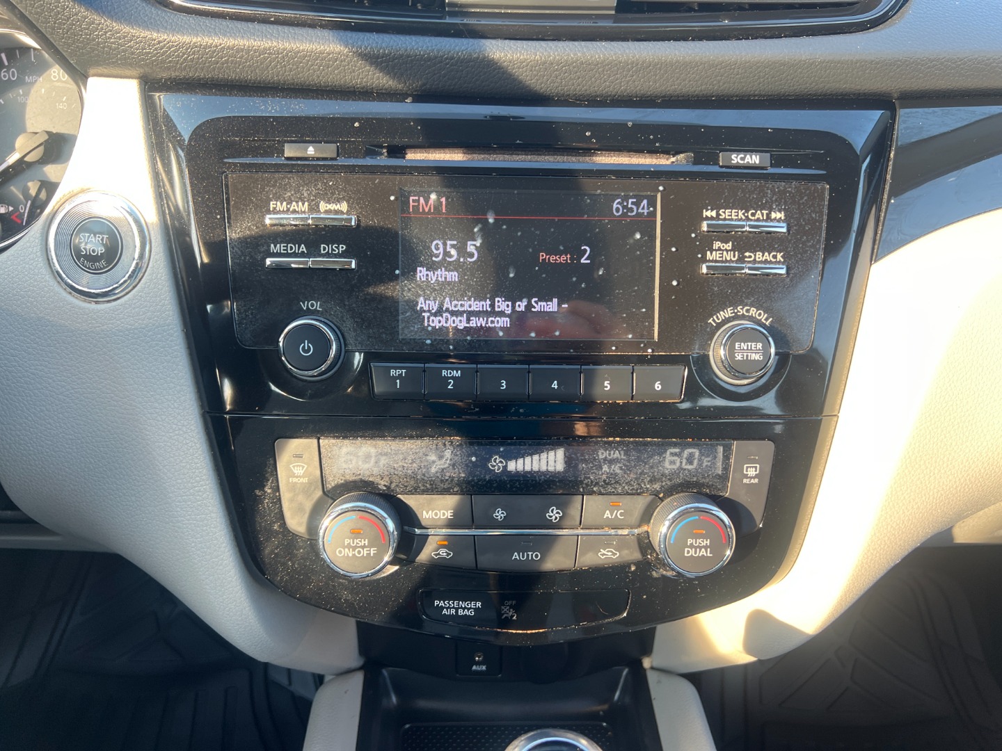 2018 Nissan Rogue Sport SV - Photo 39