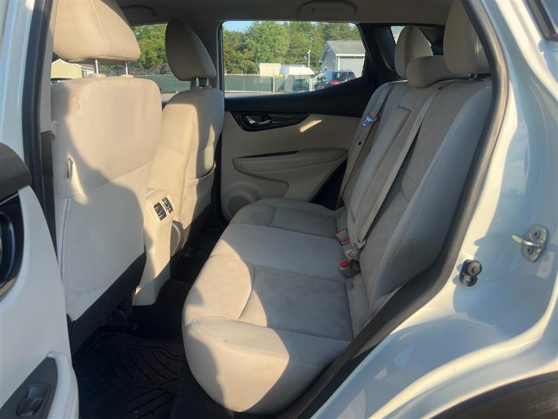 2018 Nissan Rogue Sport SV - Photo 24