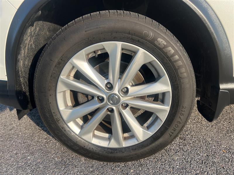 2018 Nissan Rogue Sport SV - Photo 44