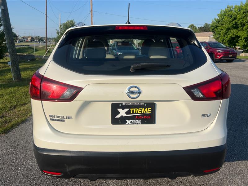 2018 Nissan Rogue Sport SV - Photo 8